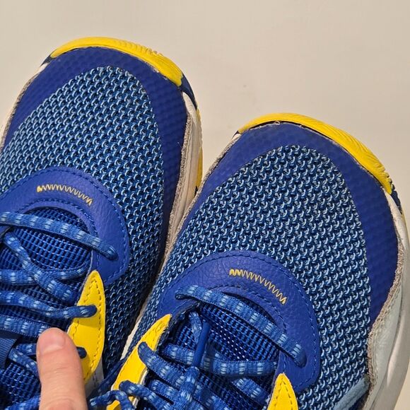 Under Armour Curry 3Z7 Size 7Y Sneakers 3026627 400 Youth EUC Blue basketball - Picture 7 of 9